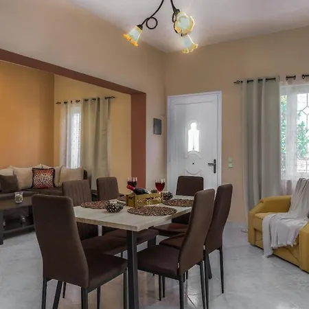 Holiday home Aqua Haven Seaside Relaxation Poolside Luxury Khartata